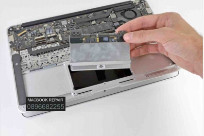 Thay bàn cảm ứng di chuột MacBook Air 11