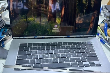 New Screen Original Macbook air 15 inch M3 New Screen Original Macbook air 15 inch M3